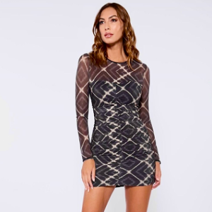 Vestido corto con estampado geométrico